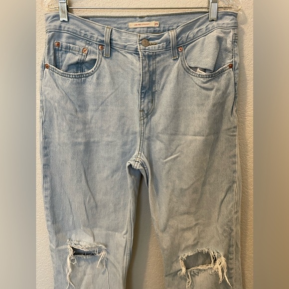 Levi’s Lo Pro Straight Leg Jeans Light Blue Distressed Size 29 - Picture 4 of 8